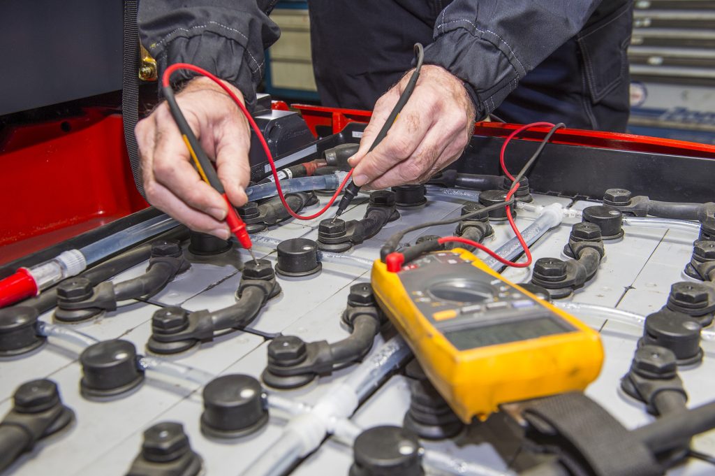 Innovative Imaging Reveals Real-Time Behavior of Lead–Acid Batteries